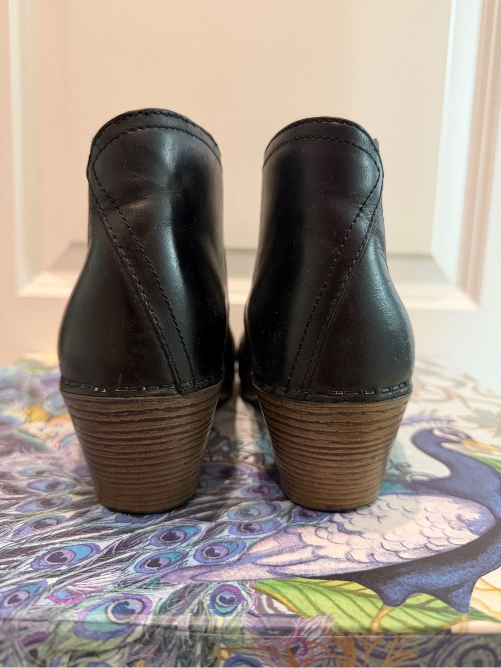 Dansko Maria Black Leather Ankle Boots Booties Side Zip EU 37 US 6.5-7 - Picture 4 of 8